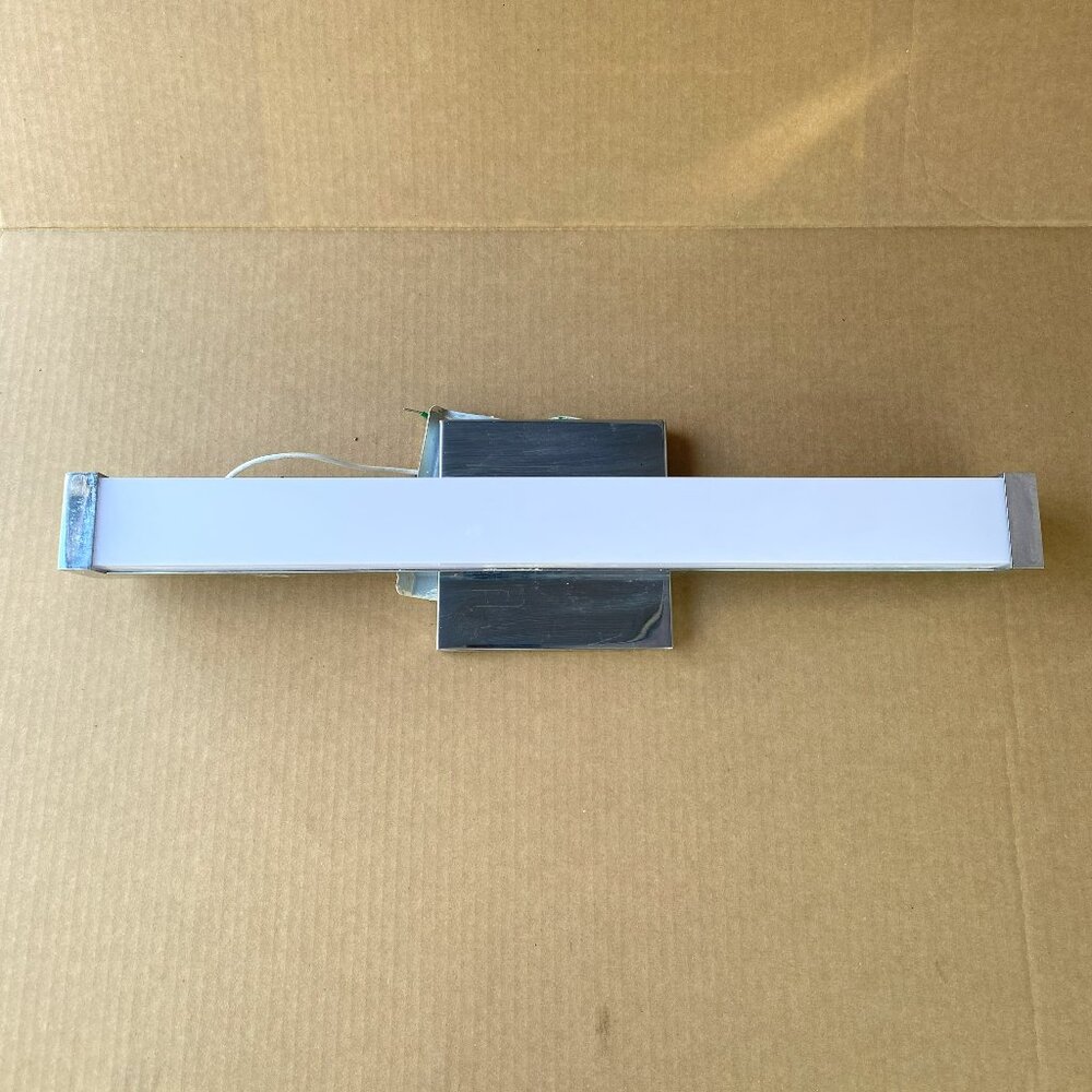 Maxim Lighting Spec Vanity 18-in 1-Light Polished Chrome Integrated LED